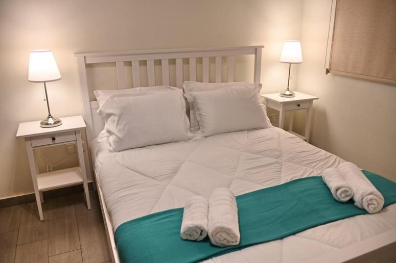 Edessis Beach House Limassol Bagian luar foto