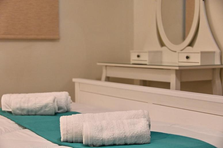 Edessis Beach House Limassol Bagian luar foto